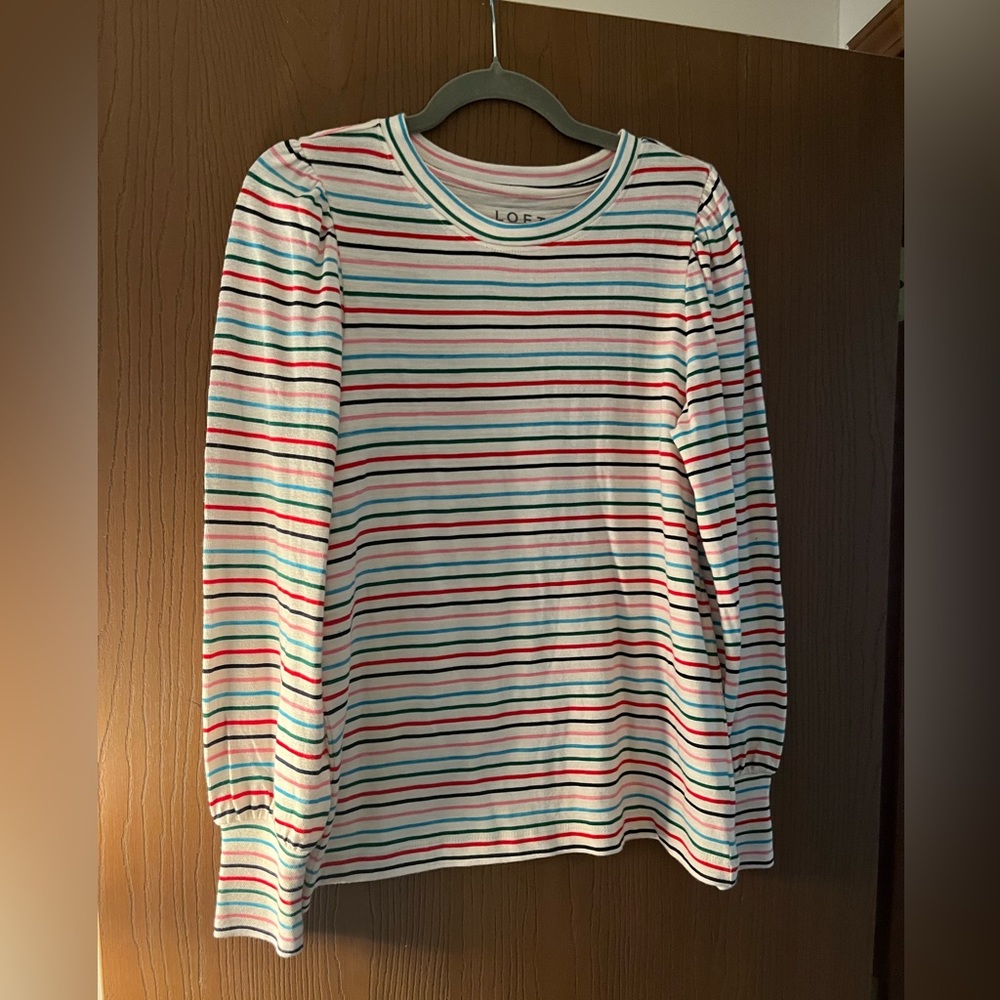 The Loft Long Sleeve Shirt Size Small, Never Used.